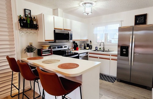 Taku - Campbell Condo | The Best Nest