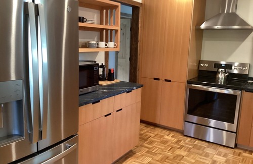 Lower Rattlesnake House | The Best of Missoula right out your door. Modern & Private. Walk Everywhere.