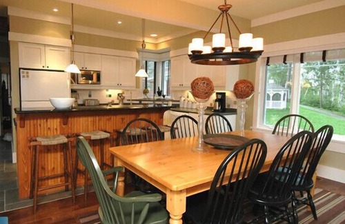 Baysville Villa | The Best of Muskoka on Beautiful Lake of Bays!