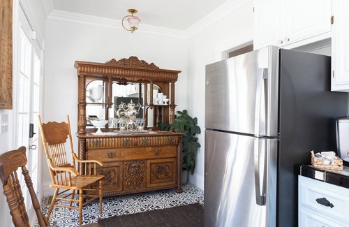 Winters House | THE Best Place To Stay In Winters Luxury Elegance Near Downtown Discover Winters