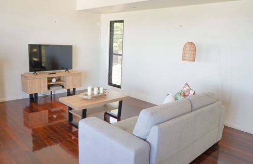 Mount Louisa House | The best private home with a touch of luxury