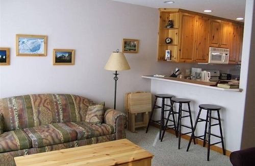 Sun Peaks House | The Best Ski in/Ski Out Location with Private Hot Tub & Bbq