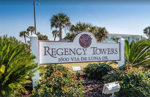 Pensacola Beach Condo | The Best Time to Come to the Beach! Fall Specials!