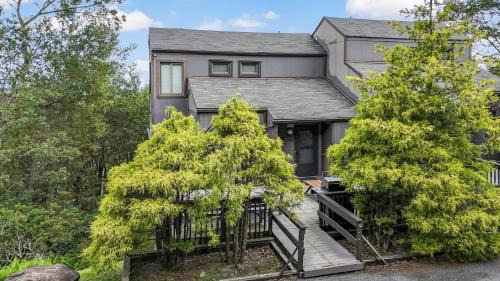 Tannersville House | The Best Views From Camelback
