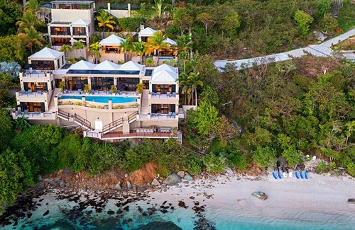 Estate Peterborg Villa | The BEST Wedding Spot! 2 pools, gym, beachfront & MUCH MORE!