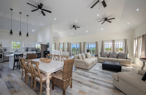 North Palmetto Point House | The Better Life 4 Bedroom Home
