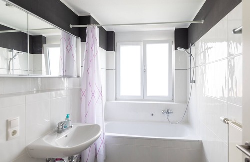 Hofheim am Taunus Apartment | The Beverly Hills of Frankfurt: The Garden Apartment