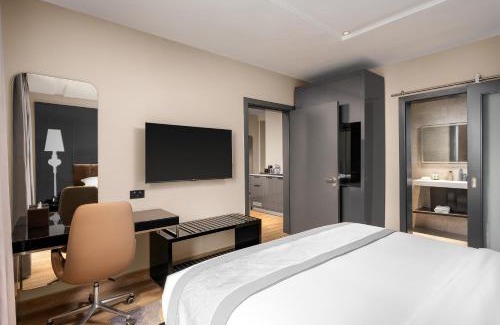 Lekki Phase 1 Hotel | The Bickley Park Hotel