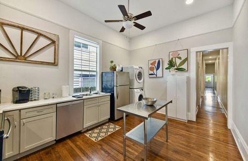 Seventh Ward House | The Big Blue House