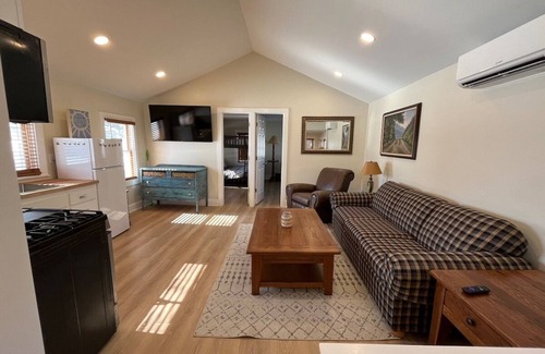 Winneconne Cabin | The Big Blue Jay on winneconne