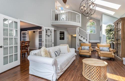 Berrien Springs House | The Big Blue Lakehouse