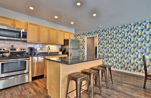Killington Condo | The Big Chillington Sleeps 6 in Killington Center