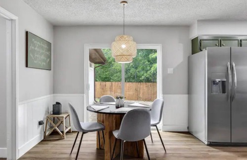 Original Town House | The Big Cozy Getaway