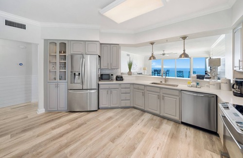 Bel Air Condo | THE BIG EASY! Grand Surf Club HUGE 1900 Sq ft.