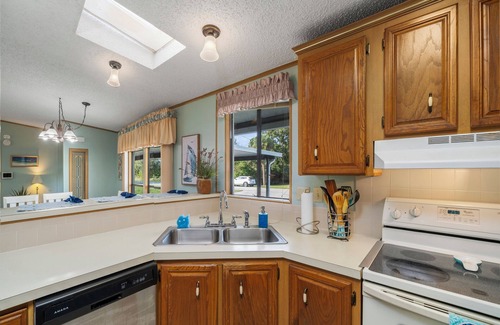 Buckhead Ridge House | The Big Ole Fish House