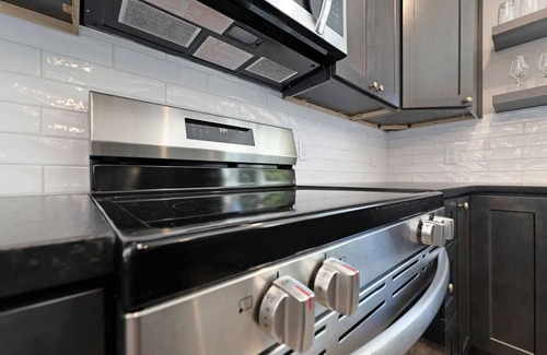 Lake Leelanau Apartment | The Birches Condotel Unit 2