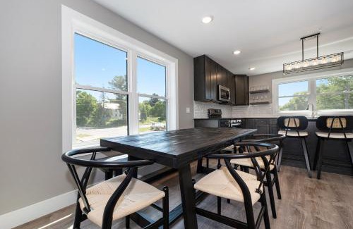 Lake Leelanau Apartment | The Birches - Condotel Downtown Lake Leelanau ➠ Unit 2