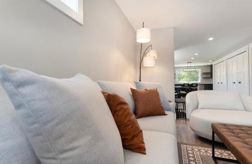Lake Leelanau Apartment | The Birches - Condotel Downtown Lake Leelanau ➠ Unit 1