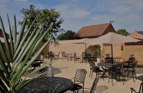 Wreningham Hotel | The Bird in Hand