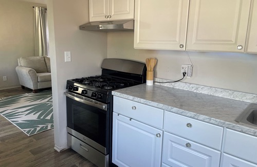 Sioux Falls House | The Bird Nest 2-bedroom central & safe for families close to Sanford, VA, & Zoo