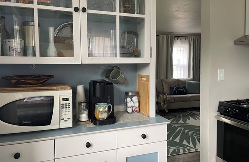 Sioux Falls House | The Bird Nest 2-bedroom central & safe for families close to Sanford, VA, & Zoo