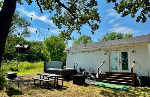 Sand Springs House | The Birds Nest - NEW