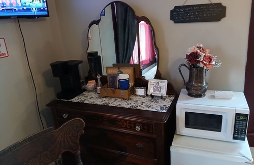 Hays Bed & Breakfast | The Bissing House