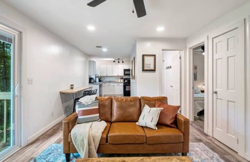 New Market Cabin | The BlackPearl Secluded Hot tub 1.5 hs from DC