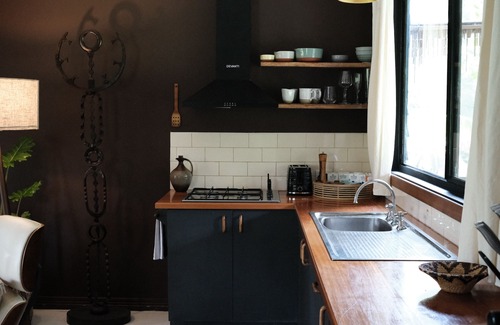 Bellbrook Cabin | The Blacksmiths Rest - Romantic Cabin in woods beside magical creek