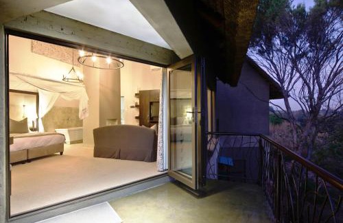 Roodeplaat Hotel | The Blades