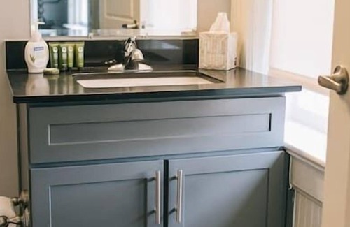 Lake City Apartment | The Blanche - Room 312