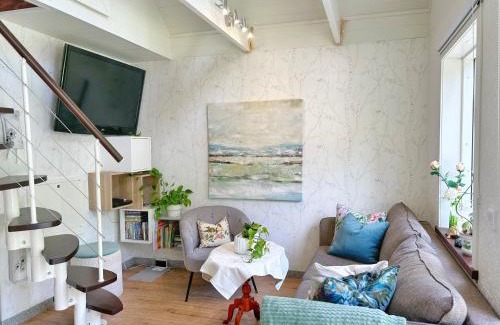 Stromstad O House | The Blomsholm Cabin - Recharge Your Electric Car