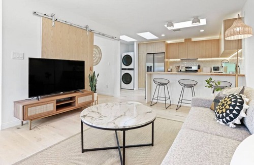 Park Mesa Heights Apartment | The Bluffs: Modern Bungalow, Private yard, SoFi