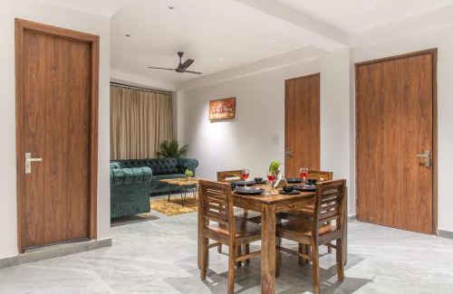 Kumarhatti Apartment | THE BLUE BERRY BY HiLL CREST I 2BHK APARTMENTS I AC I ROOF TOP MODERN CAFE I