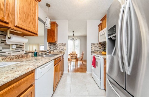 Fayetteville House | The Blue Burble Inn S