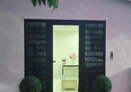 Paramaribo Apartment | The Blue Donkey