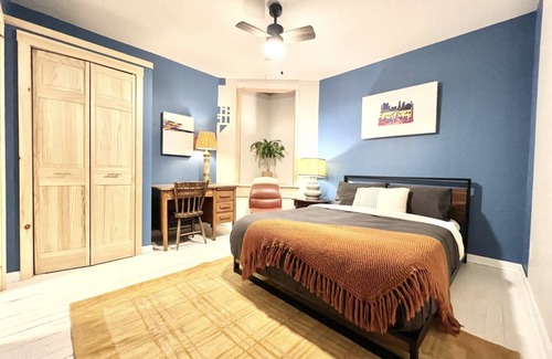 Thomas Apartment | "The Blue Door" a flat from Creature