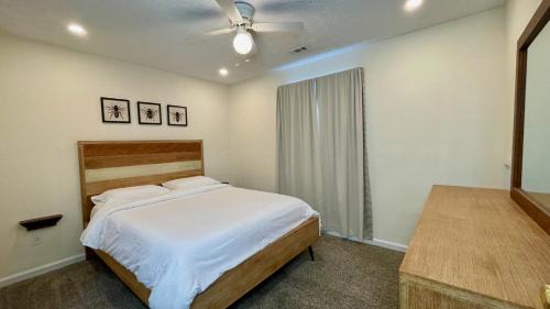 Sylva Apartment | The Blue Door at Sylva Home Base Apartments