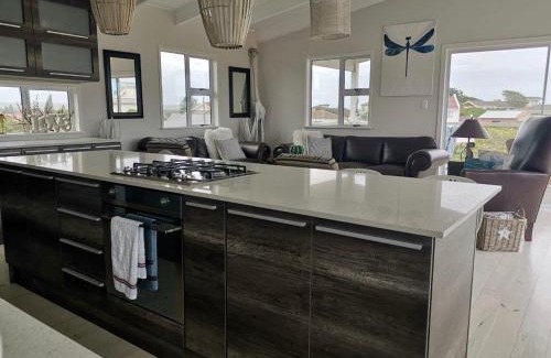 Paradise Beach House | The Blue Dragonfly