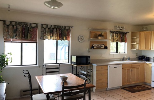 Westcliffe House | The Blue Elk: Private Retreat : Breathtaking Mountain Views - Excellent Access