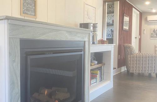 Ashley Falls Cottage | The Blue Elm - A Historic Berkshire Cottage