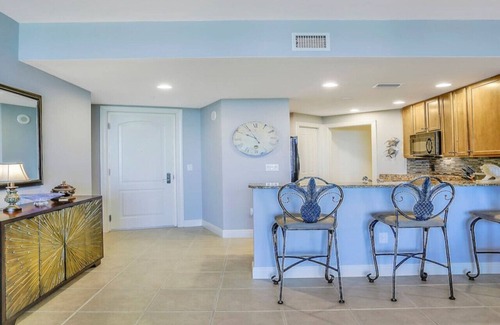 Cape Harbour Condo | The Blue Heron | 2 bedroom 2 bath condo overlooking marina