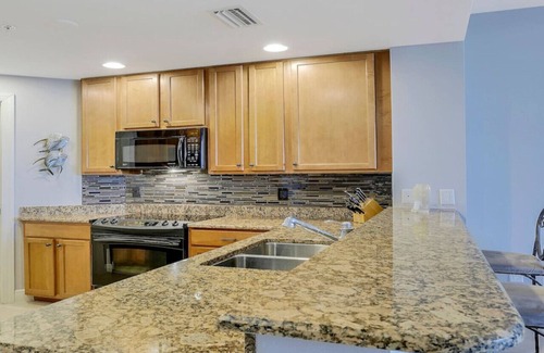 Cape Harbour Condo | The Blue Heron | 2 bedroom 2 bath condo overlooking marina