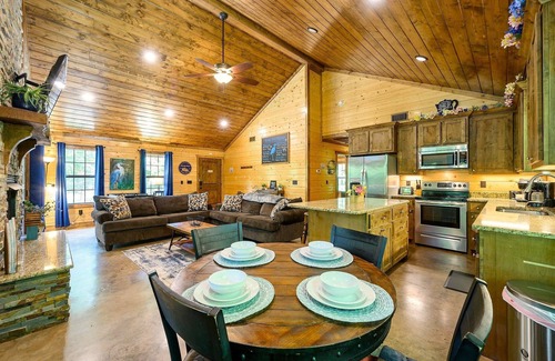 Broken Bow Cabin | The Blue Heron, HIDDEN IN THE WOODS AND TUCKED AWAY YET CLOSE TO EVERYTHING