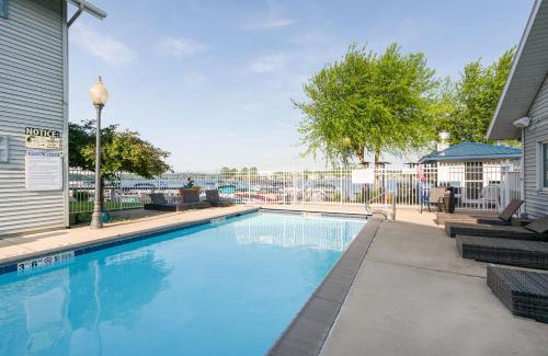 La Porte Bed & Breakfast | The Blue Heron Inn