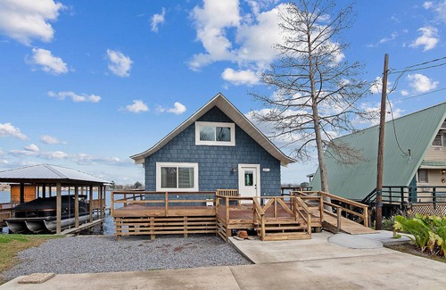 Oscar House | The Blue Heron on False River