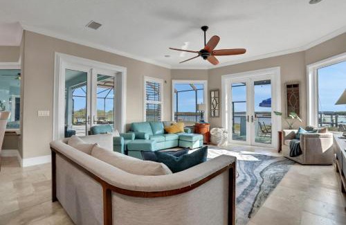 Waterway Park House | The Blue Horizon Estate