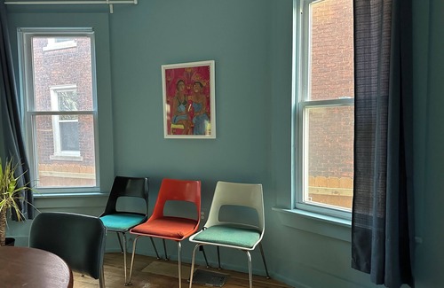 Detroit Apartment | “The Blue Hotel” - Retreat in the heart of Detroit
