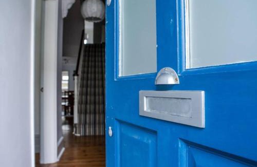 Worthing House | The Blue House