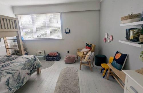 Paekakariki House | The Blue House